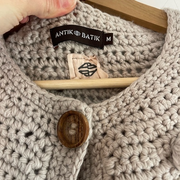 Gorgeous Antik Batik Long 100% Wool Knit Cardigan - M - Picture 3 of 5